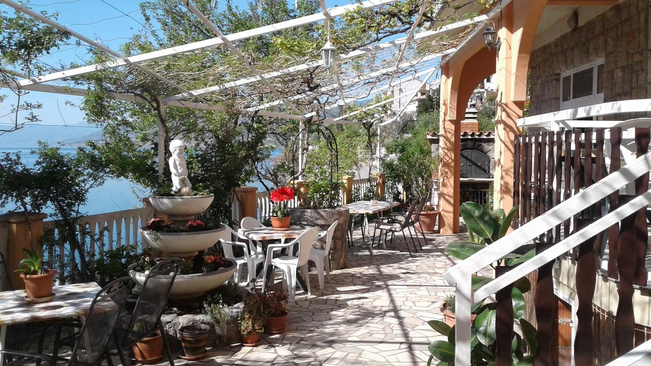 Plaza 1 Otel Sveti Juraj Dış mekan fotoğraf